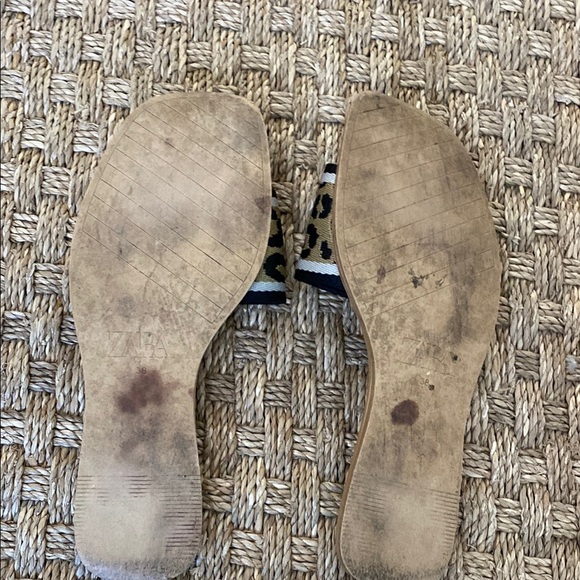 Zara Leopard Print Women's Sandals - Picture 4 of 6